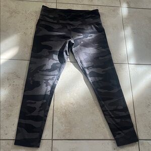 Tuff Athletics Camo full length Leggings in Black and gray